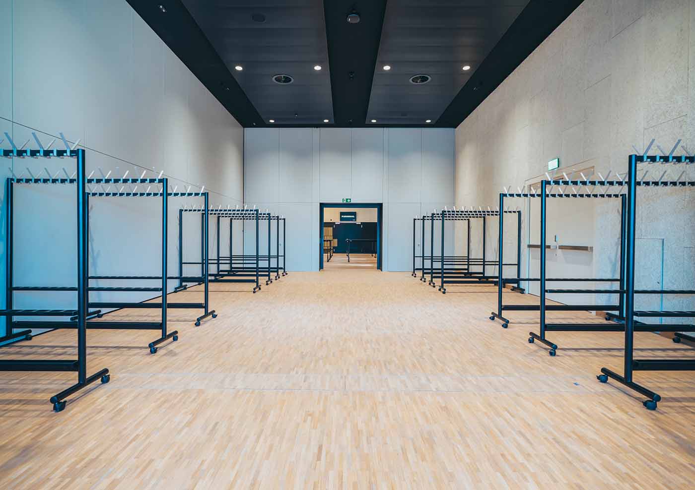 Garderobensystem Artista - Reihengarderobe rollbar